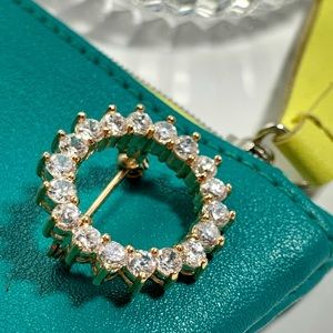 Crystal Rhinestone Open Circle Gold Tone Brooch Lapel Pin